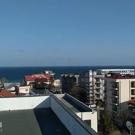 Casa Del Mar Apartment