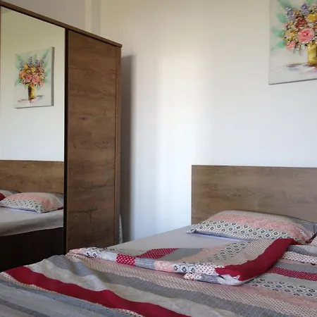 Casa Del Mar Апартаменти Ефоріє-Норд